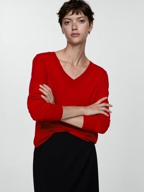 Mango Red fine knit V-Neck Sweater NWT